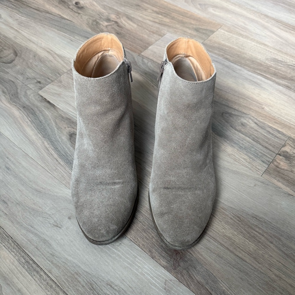 Crown Vintage Women’s Ankle Booties 10
